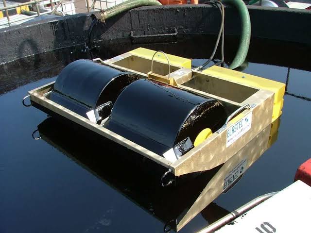 Floating Oil Drum Skimmer